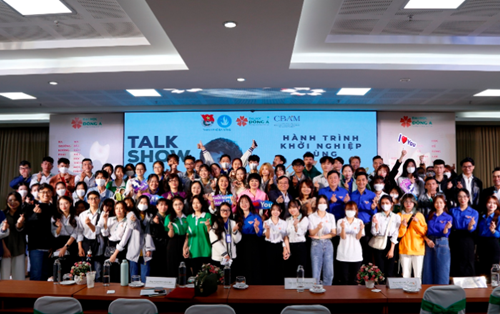 Sinh viên ĐH Đông Á được truyền cảm hứng cùng “Hành trình khởi nghiệp cùng Shark Liên